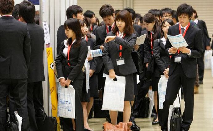 学生の一番の目標は「就職」はびこるインチキサラリーマンの企業犯罪  就活を覚え上昇志向とモノヅクリ忘れる日本人  日本経済はほんとにまともか？ %e9%87%91%e8%9e%8d%e3%83%bb%e5%b8%82%e6%b3%81 %e8%b5%b7%e6%a5%ad %e8%a3%bd%e5%93%81 %e7%b5%8c%e5%96%b6 %e7%b2%89%e9%a3%be%e6%b1%ba%e7%ae%97%e3%83%bb%e9%a3%9b%e3%81%b0%e3%81%97 %e6%b6%88%e8%b2%bb %e5%8a%b4%e5%83%8d%e3%83%bb%e5%b0%b1%e8%81%b7 %e3%83%a2%e3%83%a9%e3%83%ab%e3%83%8f%e3%82%b6%e3%83%bc%e3%83%89 %e3%83%96%e3%83%a9%e3%83%83%e3%82%af%e7%a4%be%e5%93%a1%e3%83%bb%e3%83%a2%e3%83%b3%e3%82%b9%e3%82%bf%e3%83%bc%e7%a4%be%e5%93%a1 soho%e3%83%bb%e8%87%aa%e5%96%b6 %e4%bc%81%e6%a5%ad%e4%b8%8d%e7%a5%a5%e4%ba%8b domestic jiken economy 